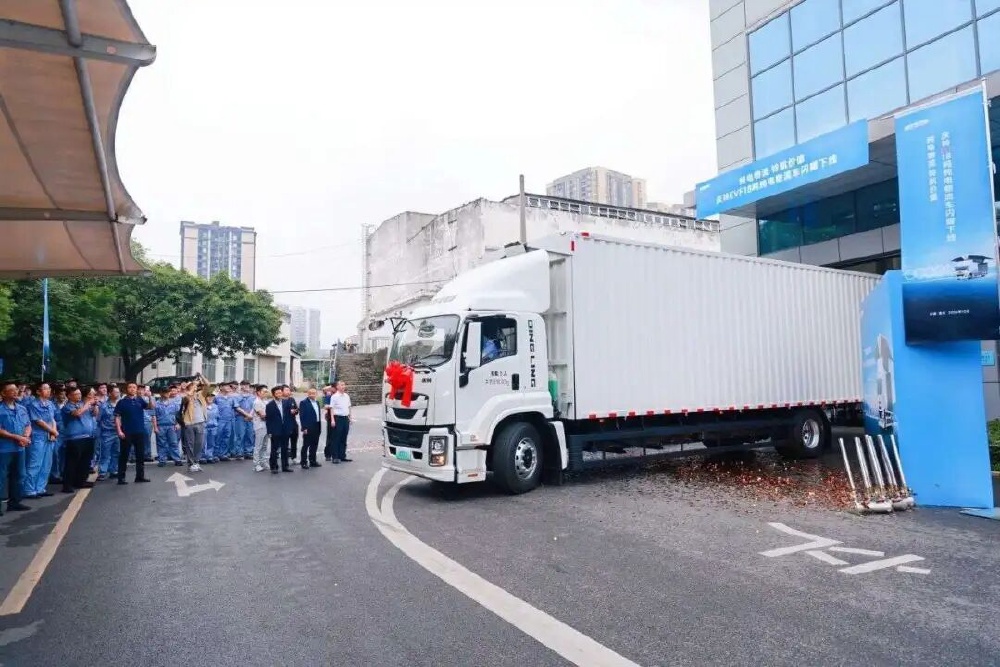 二条 庆铃EVF18吨纯电物流车。受访单位供图 (2).jpg
