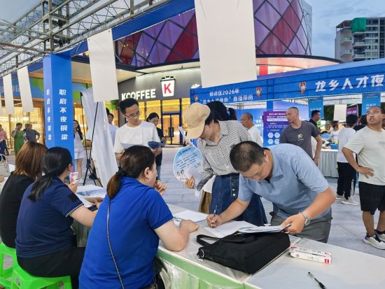 铜梁实施人口“留铜来铜”行动计划 今年以来已实现7292人