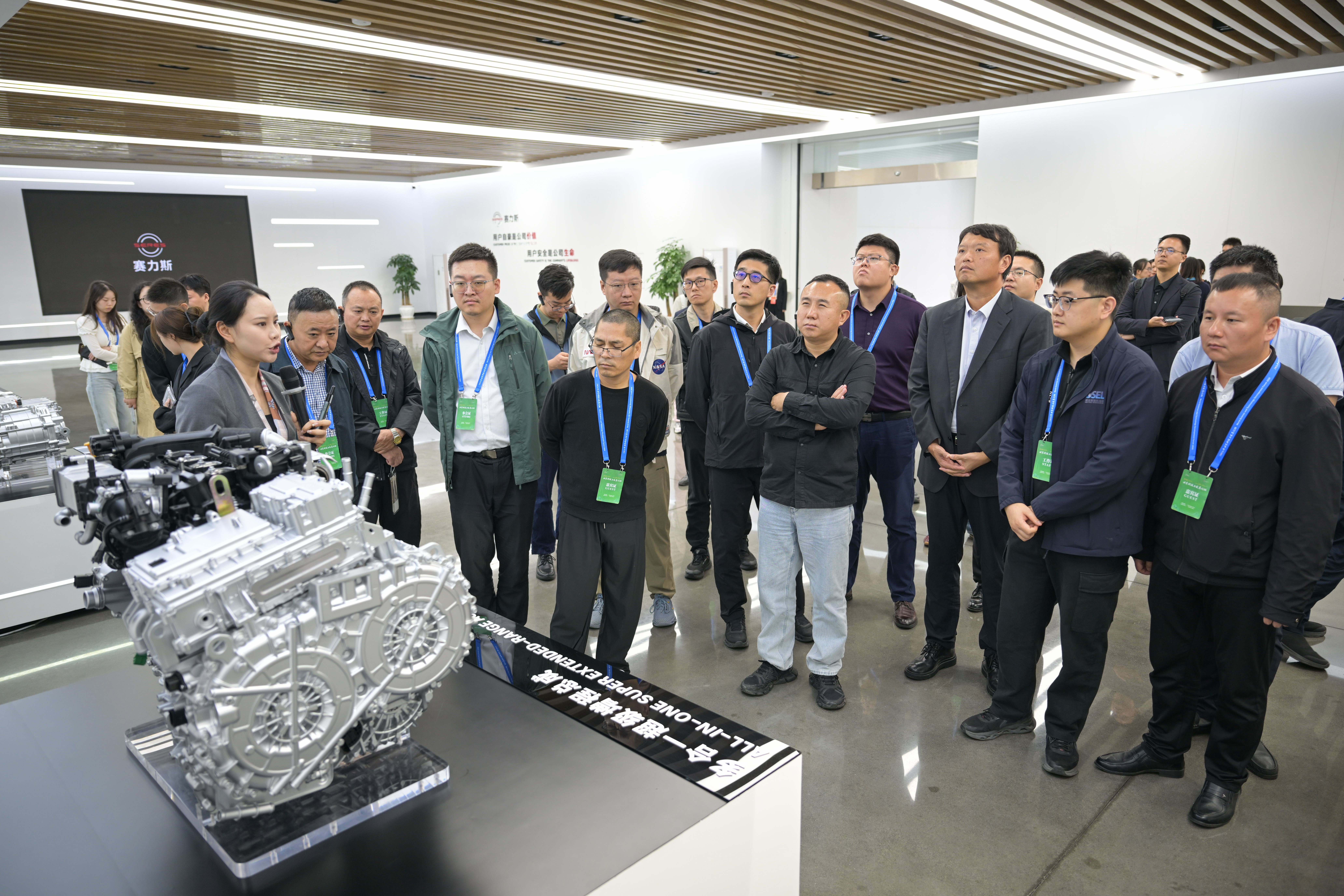 智能材料如何重塑世界 专家:汽车传感器已从5个增至上百个