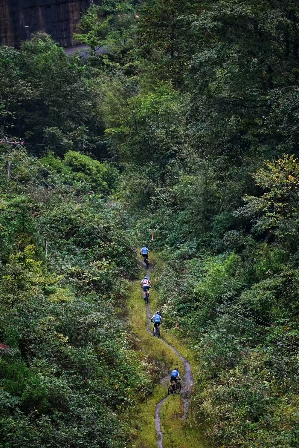 武隆依托喀斯特山水解锁户外运动新玩法引客来