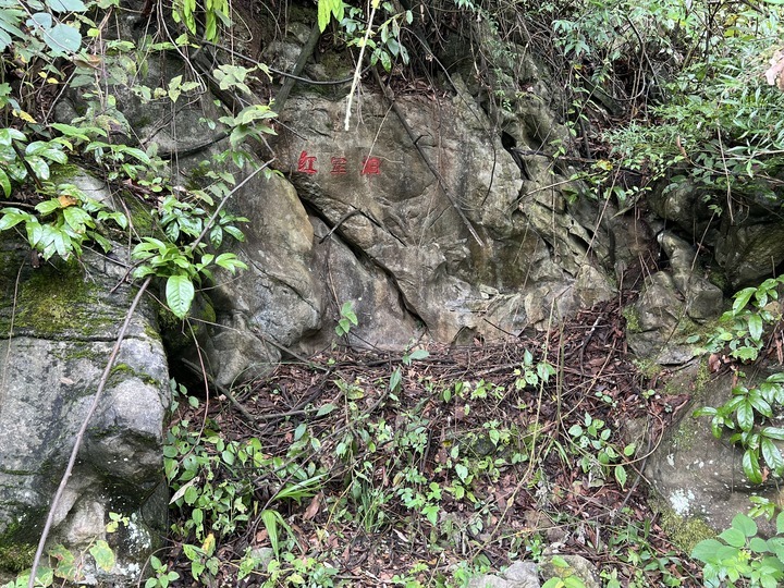 綦江石壕红军烈士墓:无名战士,被几代人深深记得