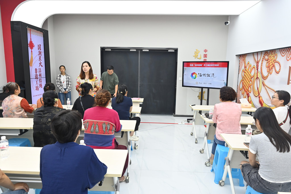 涪州结绳公益培训进巴南社区 非遗技艺