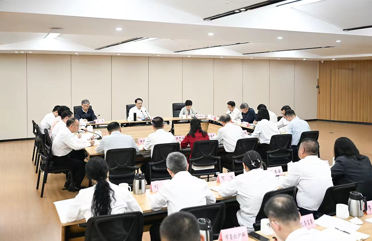牢固树立大抓基层鲜明导向 推动基层党组织全面进步全面过硬