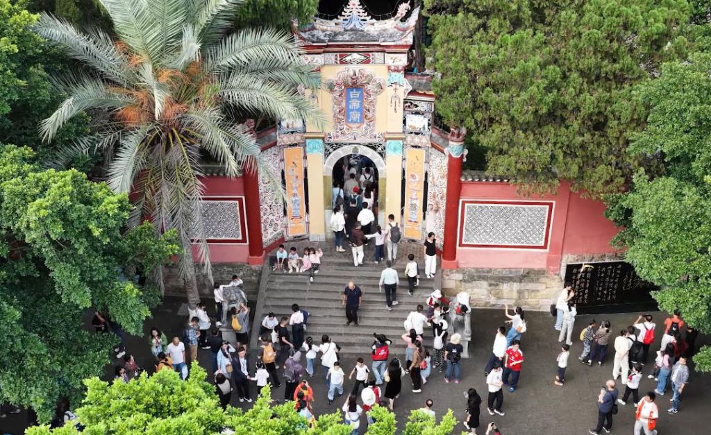 小城烟火里的出圈密码 重庆奔县游成假日文旅新亮点
