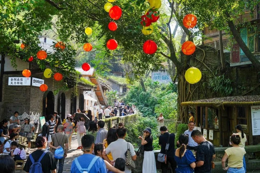 小城烟火里的出圈密码 重庆奔县游成假日文旅新亮点