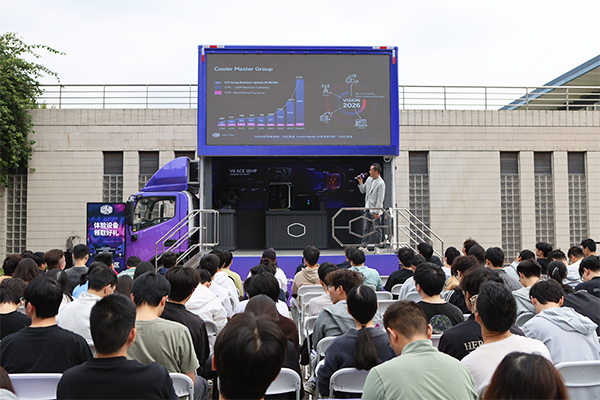 重庆理工大学材控教改班双师同堂:企业入校即开课 校招现场即课